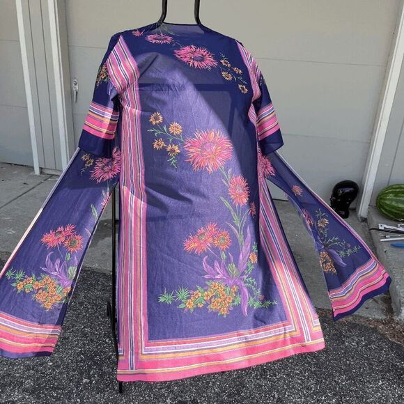Vintage 70s Floral Kimono, Sheer, Retro Boho Style, Hippie Boho Iris S/M - Picture 2 of 10